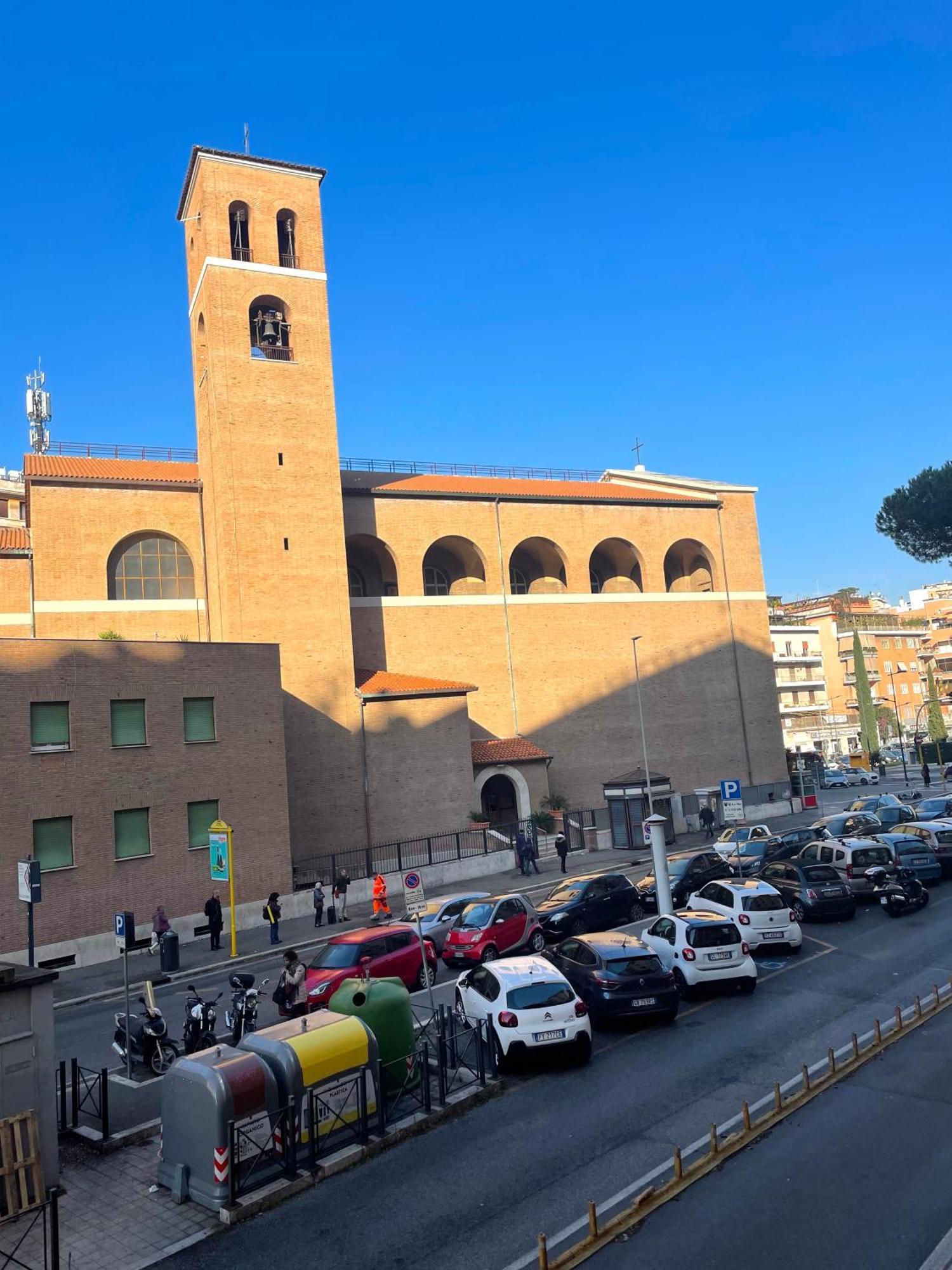 Lucens Domus Appartamento Roma Quartiere Trieste - Vicino Metro B1 - Zewnętrze zdjęcie