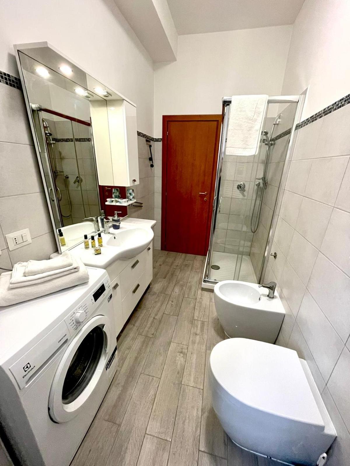 Lucens Domus Appartamento Roma Quartiere Trieste - Vicino Metro B1 - Zewnętrze zdjęcie
