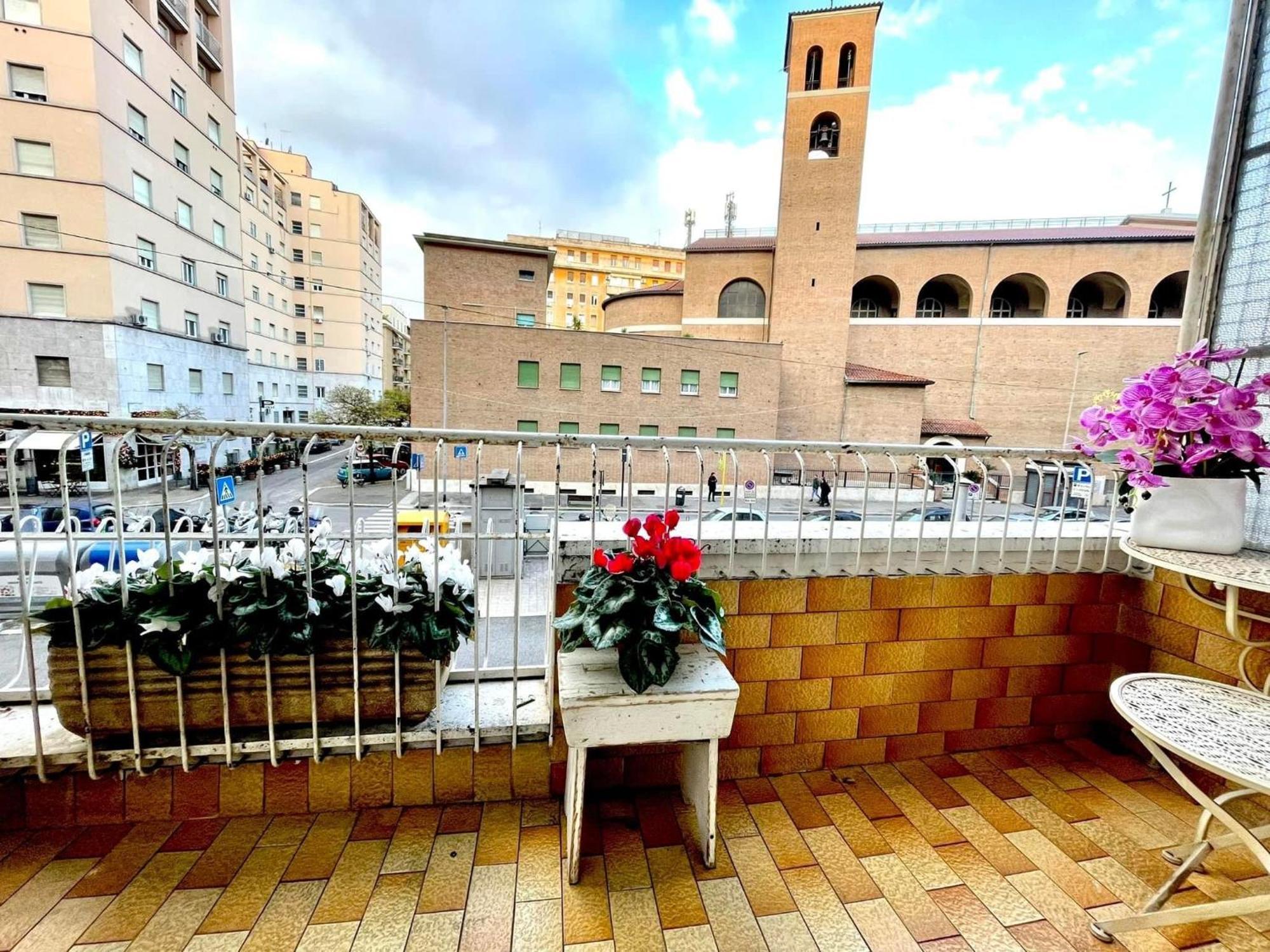 Lucens Domus Appartamento Roma Quartiere Trieste - Vicino Metro B1 - Zewnętrze zdjęcie